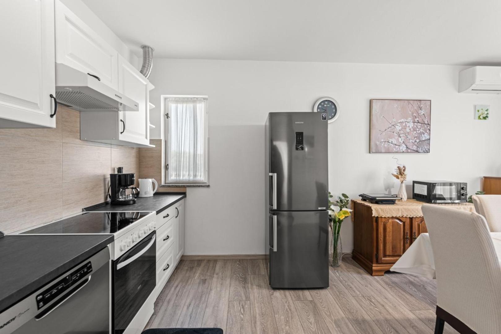 Apartment Marchela Нова-Вас Экстерьер фото
